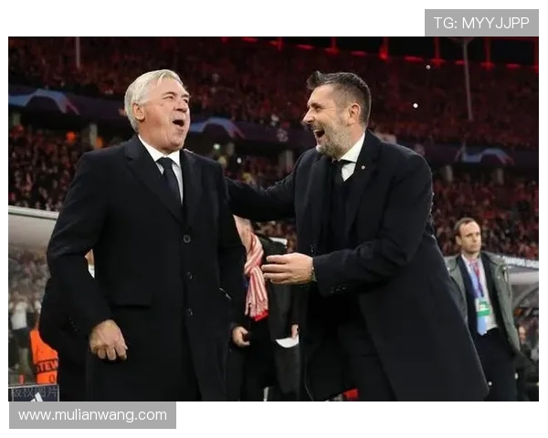 66岁安帅与三名女子接吻照片被巴西足协指为AI合成假图引发热议 66岁安帅与三名女子接吻照片被巴西足协指为AI合成假图引发热议