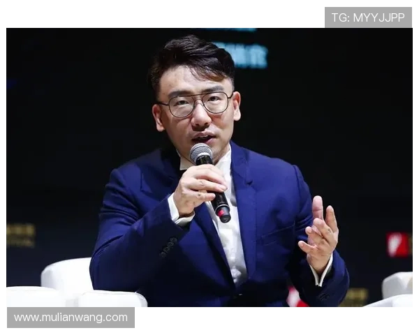 图多尔亮相展现强大气场有望为热刺注入新动力